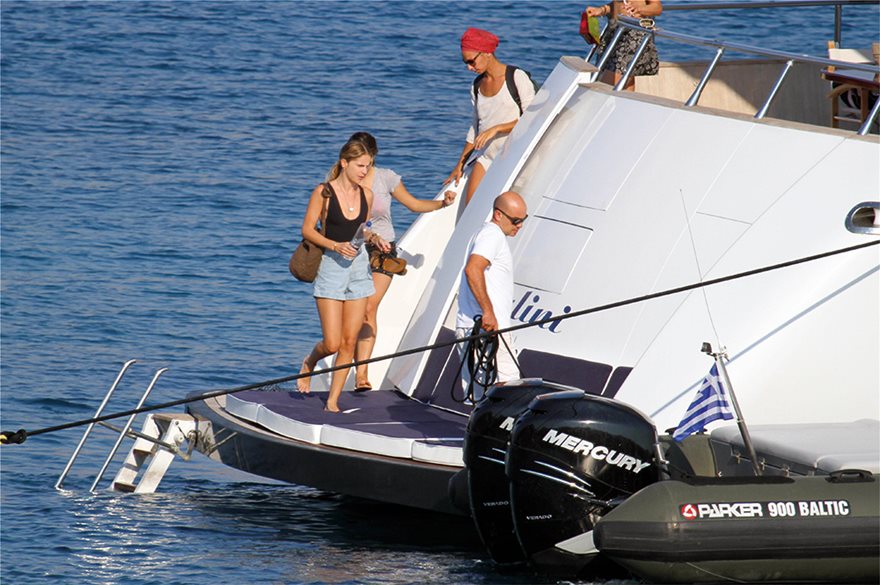 Yacht Society: Οι ελληνικές σκαφάτες διακοπές - Φωτογραφία 20