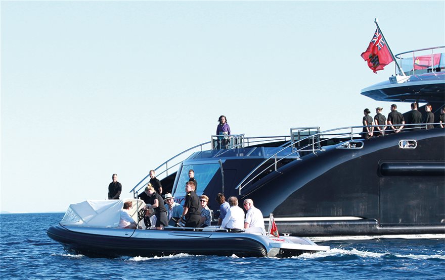 Yacht Society: Οι ελληνικές σκαφάτες διακοπές - Φωτογραφία 9