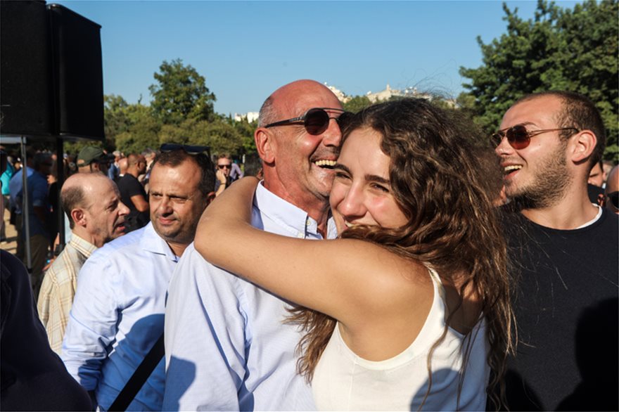 Ορκίστηκε δήμαρχος ο Κώστας Μπακογιάννης: Θα είμαι υπηρέτης των Αθηναίων - Φωτογραφία 20