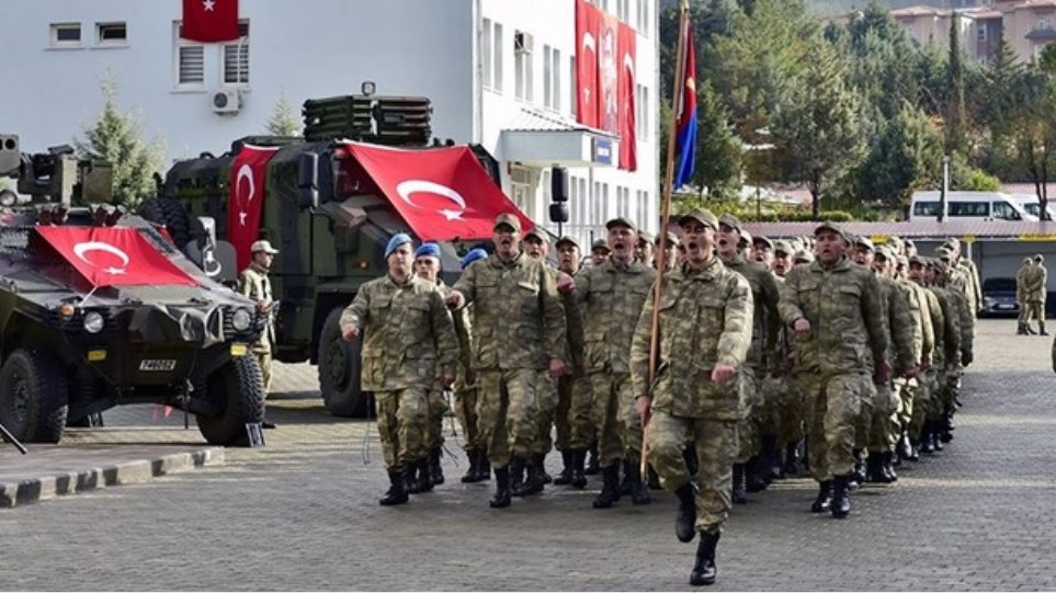 Τουρκία: Παραιτήθηκαν πέντε ανώτεροι αξιωματικοί - Φωτογραφία 1