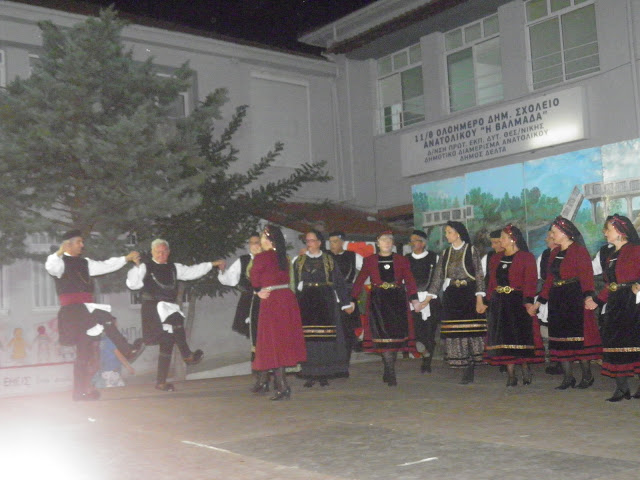 Το χορευτικό τμήμα του Συλλόγου Γρεβενιωτών Κοζάνης Ο ΑΙΜΙΛΙΑΝΟΣ στις εκδηλώσεις ΦΑΝΟΥΡΕΙΑ 2019 στο Ανατολικό Θεσσαλονίκης (εικόνες) - Φωτογραφία 7