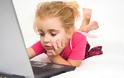 Απαραίτητη πλέον η γονική συναίνεση για το σερφάρισμα των παιδιών στο διαδίκτυο (video)