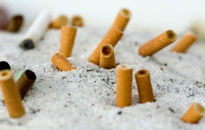 Πέντε τρισεκατομμύρια γόπες τσιγάρων πετιούνται οπουδήποτε αλλού εκτός από τα τασάκια - Φωτογραφία 1