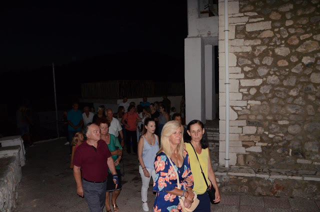 ΠΡΟΔΡΟΜΟΣ Ξηρομέρου: Με πολύ κόσμο ο Εσπερινός και η Λιτανεία στο Ιερό Ναό Αγίου Ιωάννου Προδρόμου -[ΦΩΤΟ-ΒΙΝΤΕΟ] - Φωτογραφία 78