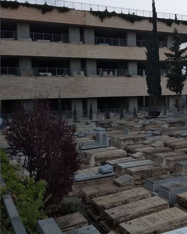 Ολοκληρώνεται η υπόγεια «πόλη των νεκρών»: Θα χωράει 28.000 τάφους (pics & vid) - Φωτογραφία 5