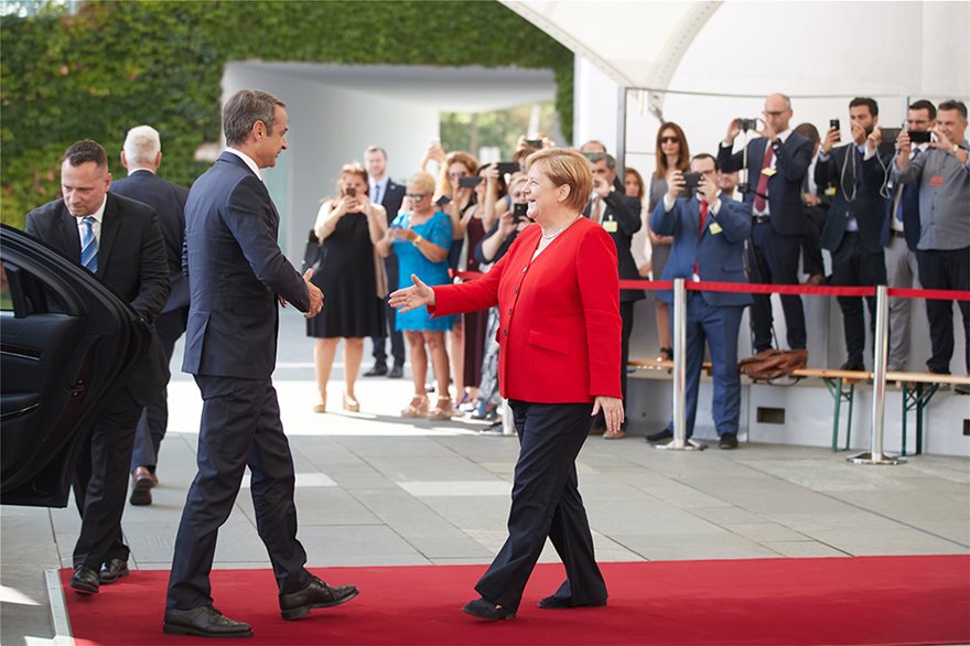 Μητσοτάκης: Θέλω να αλλάξω το αφήγημα για την Ελλάδα στη Γερμανία - Φωτογραφία 4