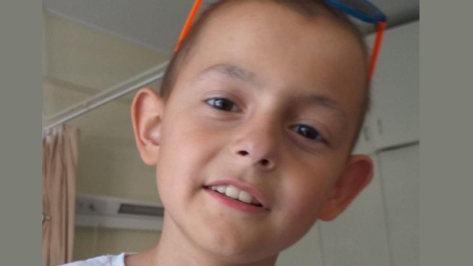 Πέθανε ο μικρός Μηνάς που έδινε μάχη με τον καρκίνο - Φωτογραφία 1