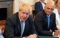 Brexit: «Πόλεμος» Μπόρις Τζόνσον με τον υπουργό Οικονομικών Σαγίντ Τζαβίντ