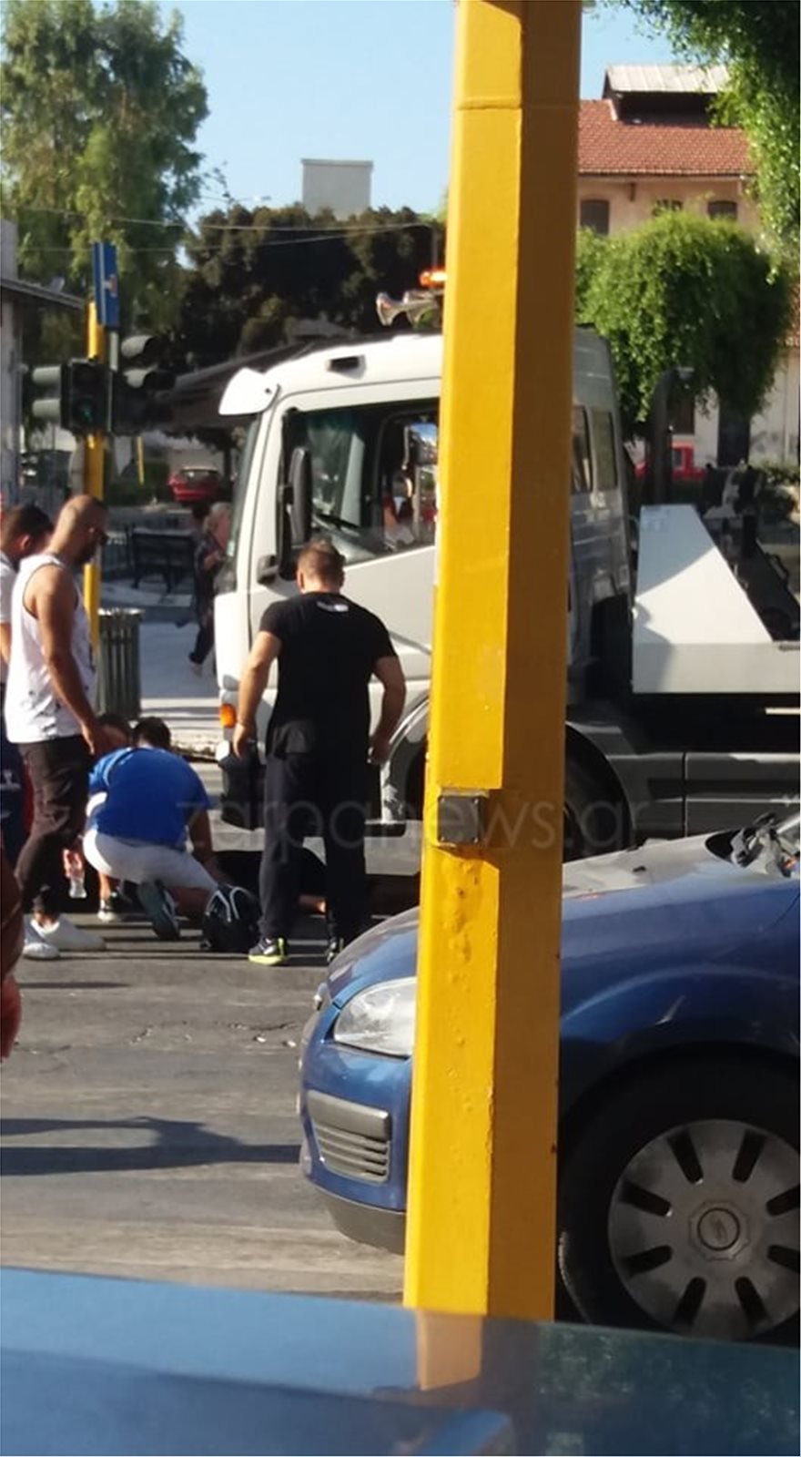 Φορτηγό παρέσυρε πεζή στη Δημοτική Αγορά Χανίων - Φωτογραφία 3