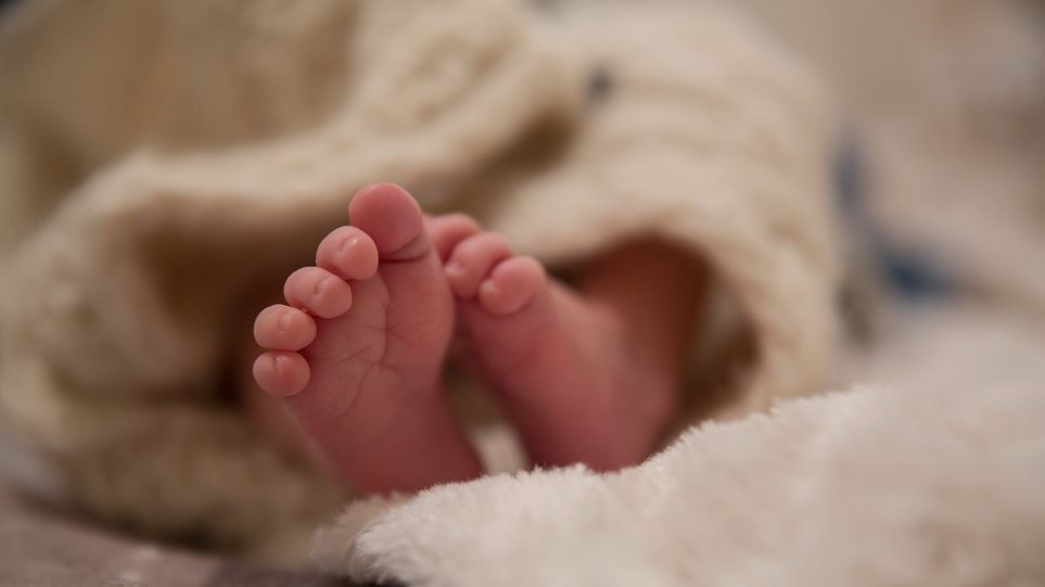 Γυναίκα γέννησε 117 μέρες αφότου διαπιστώθηκε εγκεφαλικά νεκρή - Φωτογραφία 1