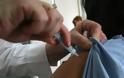 Πανελλήνιος Ιατρικός Σύλλογος: Ανάγκη να εμβολιαστούν οι επαγγελματίες υγείας
