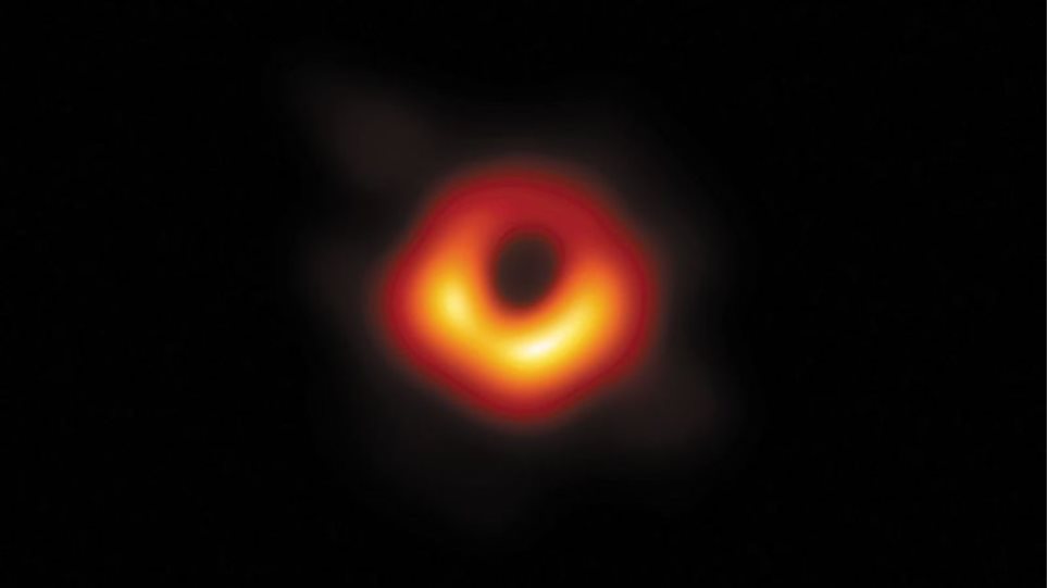 «Όσκαρ» Φυσικής σε Έλληνα επιστήμονα και 346 συναδέλφους του για φωτογραφία «μαύρης τρύπας» - Φωτογραφία 1