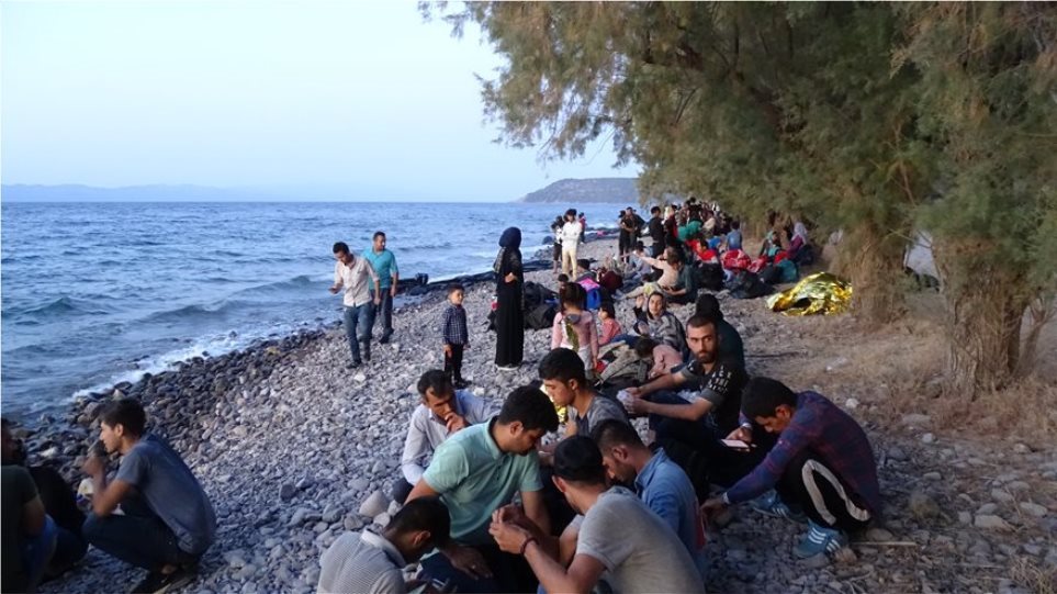 Γερμανικός Τύπος: Η ΕΕ αγνόησε τη δυστυχία των προσφύγων στα ελληνικά νησιά - Φωτογραφία 1
