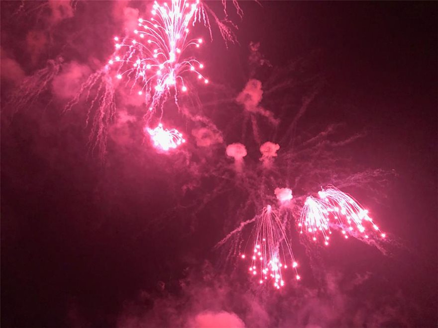 Αρμάτα 2019: Η εντυπωσιακή πυρπόληση της «τουρκικής ναυαρχίδας» στις Σπέτσες- φωτος - Φωτογραφία 7