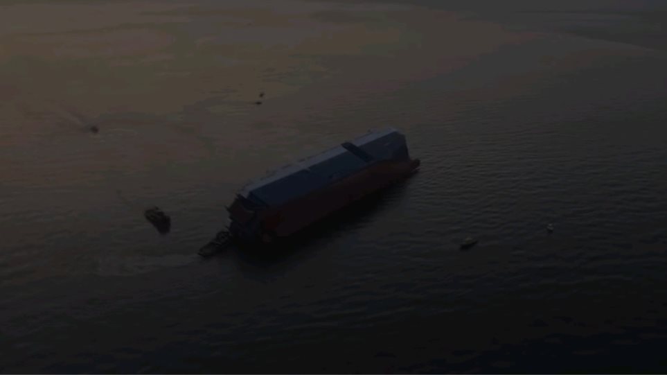 Αναποδογύρισε φορτηγό πλοίο έξω από τη Τζόρτζια των ΗΠΑ - Φωτογραφία 1