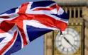Βρετανία: «Κλείνει» επικίνδυνα η ψαλίδα Συντηρητικών - Εργατικών