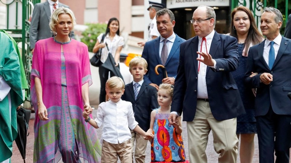 Ο πρίγκιπας Αλβέρτος του Μονακό στέλνει τα παιδιά του σε δημόσιο σχολείο - Φωτογραφία 1