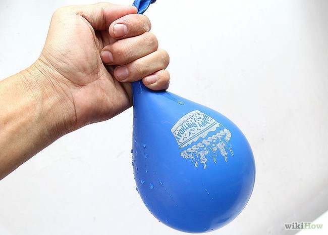 ΚΑΤΑΣΚΕΥΕΣ - Τοποθετεί ένα μπαλόνι μέσα σε ένα δοχείο. Και ο λόγος είναι καταπληκτικός (photos) - Φωτογραφία 3