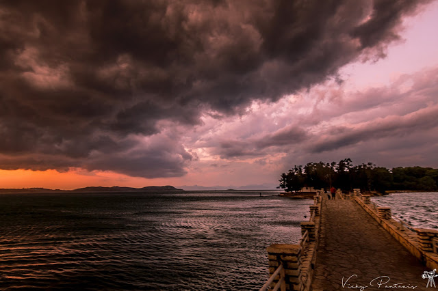 Λίγο πριν τη βροχή στη ΒΟΝΙΤΣΑ  |  ΦΩΤΟ: Vicky Pantazis - Φωτογραφία 3
