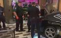 Νέα Υόρκη: Αυτοκίνητο «εισέβαλε» σε ξενοδοχείο του Τραμπ - Φωτογραφία 2