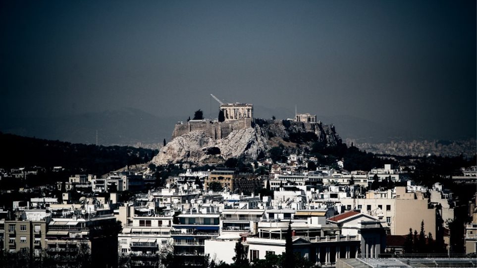 Βloomberg: Η ελληνική κυβέρνηση δεσμεύει €9 δισ. για τα «κόκκινα» δάνεια - Φωτογραφία 1