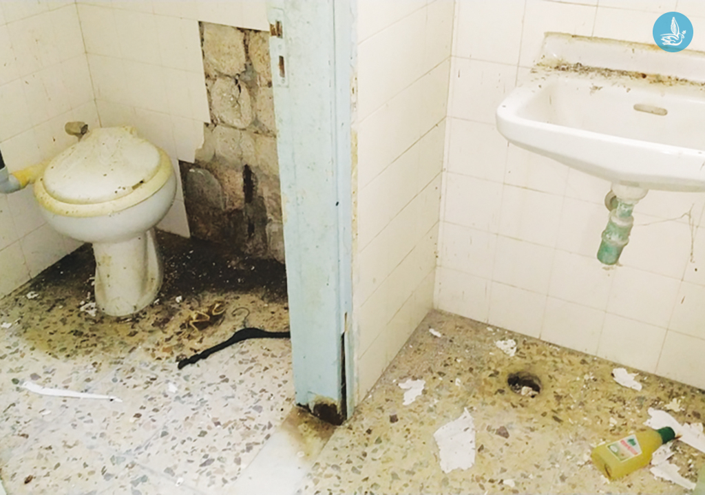 Ρόδος: Σοκαριστικές εικόνες στο πρώην Δημαρχείο Ιαλυσού - Φωτογραφία 3