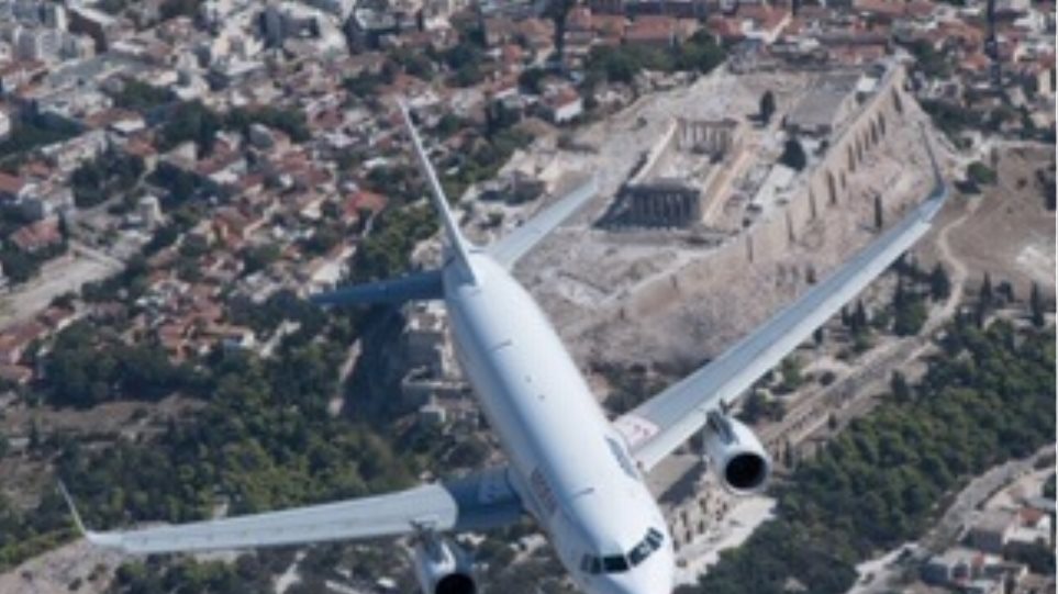 Athens Flying Week: Ιστορική πτήση πάνω από την Αθήνα! - Φωτογραφία 1