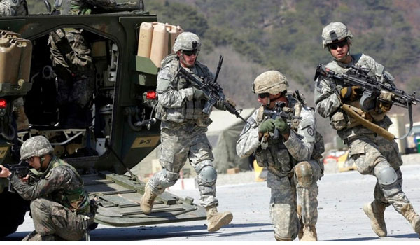 Οι ΗΠΑ ενισχύουν τις στρατιωτικές δυνάμεις στην περιοχή του Κόλπου - Φωτογραφία 1