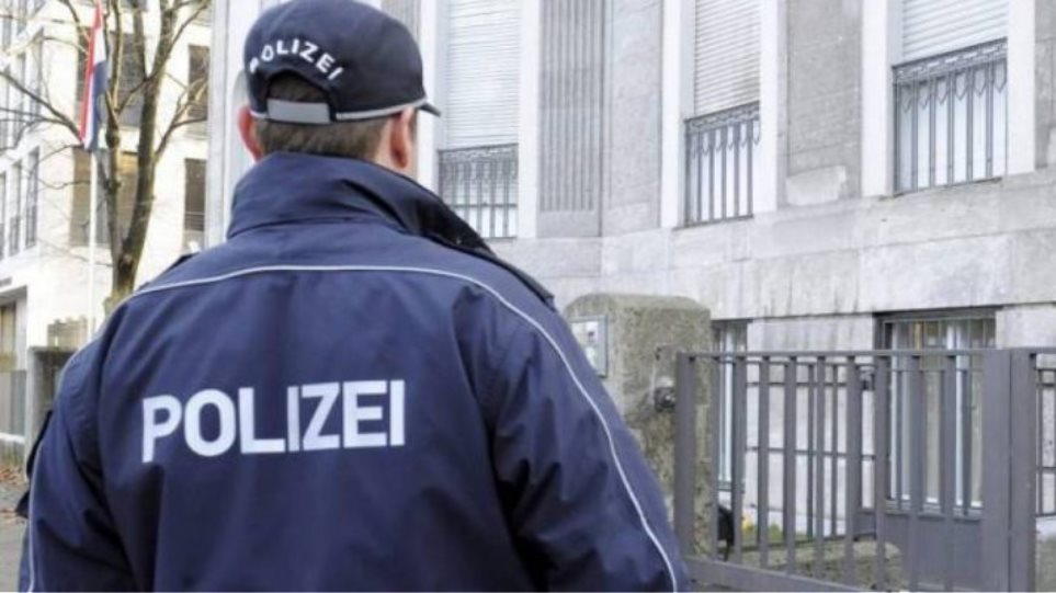 Γερμανία: Απόπειρα εμπρησμού σε κτήριο υπουργείου ερευνά η αστυνομία - Φωτογραφία 1