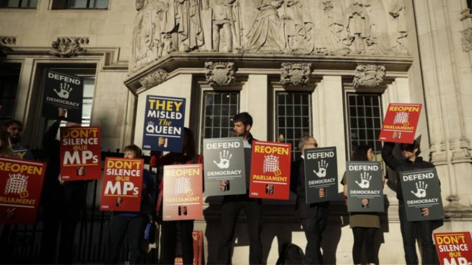 Βρετανία: Παράταση στην ανακοίνωση του ανωτάτου δικαστηρίου για το κλείσιμο της Βουλής - Φωτογραφία 1