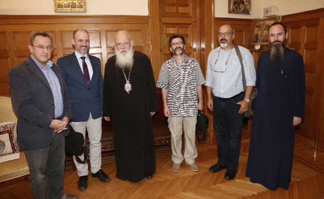 Με τον σύνδεσμο θεολόγων ΚΑΙΡΟΣ συναντήθηκε ο Αρχιεπίσκοπος Ιερώνυμος - Φωτογραφία 1