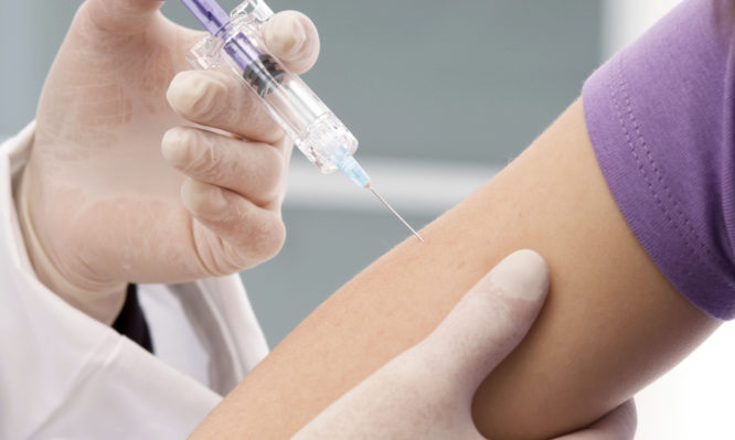 Έρχεται η γρίπη! Ποιοι να εμβολιαστούν – Τι αναμένουν οι επιστήμονες - Φωτογραφία 1