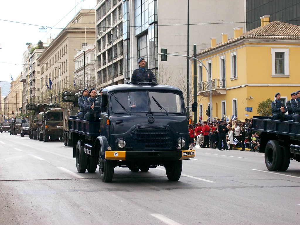 Steyr… απολύονται - Φωτογραφία 2