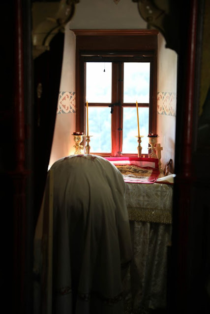 12543 - Φωτογραφίες από την Πανήγυρη στο Ιερό Βατοπαιδινό Κελλί Γέννησης της Θεοτόκου (Τραμουντάνη), στο Άγιο Όρος - Φωτογραφία 26