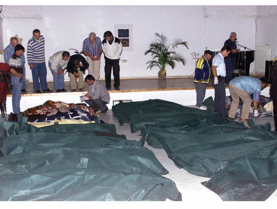 Θλιβερή επέτειος: 19 χρόνια από την τραγωδία του «Εξπρές Σάμινα» - Φωτογραφία 9