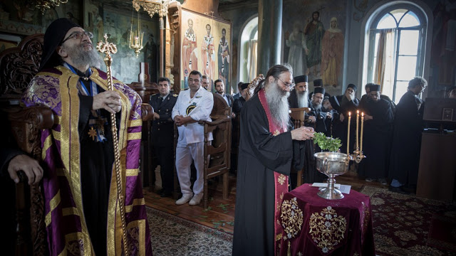 12545 - Ο αγιασμός στην Αθωνιάδα Ακαδημία (φωτογραφίες και βίντεο) - Φωτογραφία 33