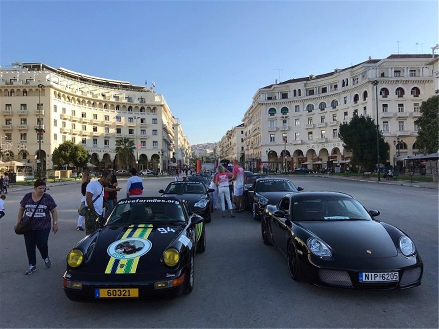 Στην Πλατεία Αριστοτέλους 10 Porsche για καλό σκοπό - Φωτογραφία 6