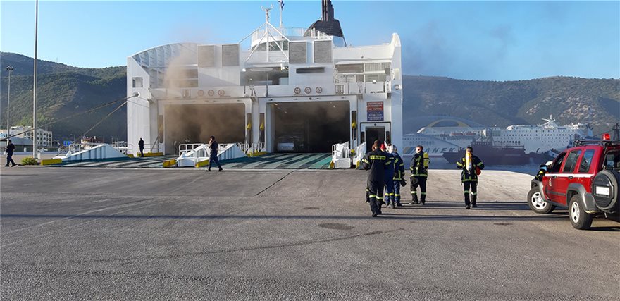 Ηγουμενίτσα: Από νταλίκα ξεκίνησε η φωτιά στο πλοίο Olympic Champion - Φωτογραφία 6