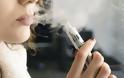 Σάλος στη Βρετανία για δεκάδες επιπλοκές σε ατμιστές από το ηλεκτρονικό τσιγάρο