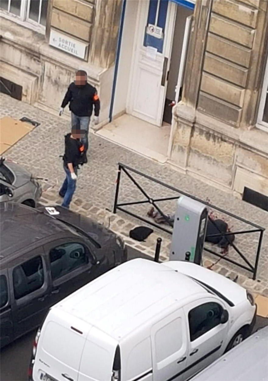 Παρίσι: Ο δράστης στο αρχηγείο της αστυνομίας είχε ασπαστεί το Ισλάμ - Φωτογραφία 2