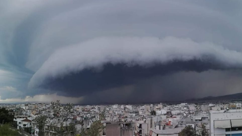 Tι είναι το shelf cloud που «κατάπιε» την Αττική πριν την καταιγίδα - Φωτογραφία 1