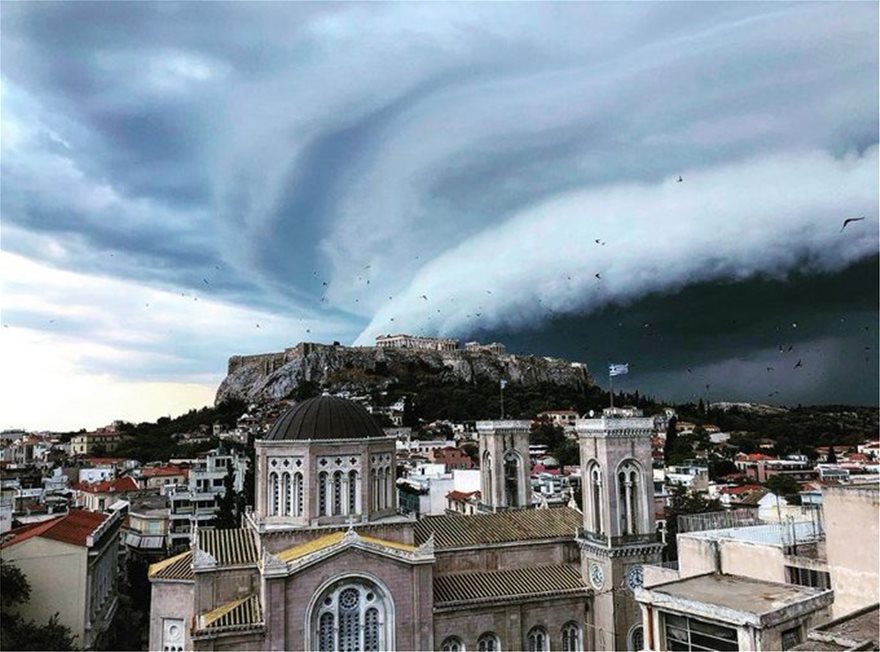 Tι είναι το shelf cloud που «κατάπιε» την Αττική πριν την καταιγίδα - Φωτογραφία 2