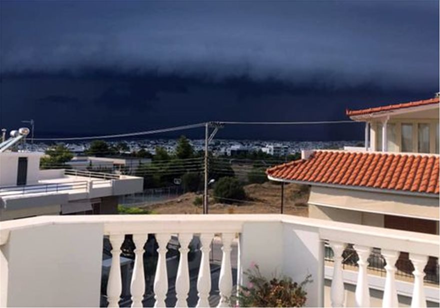 Tι είναι το shelf cloud που «κατάπιε» την Αττική πριν την καταιγίδα - Φωτογραφία 7