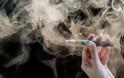 Ηλεκτρονικό τσιγάρο: Βλάβες που προκαλούνται από... τοξικά αέρια στους πνεύμονες των ατμιστών