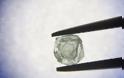 Διπλό διαμάντι-μήτρα, ηλικίας άνω των 800 εκατομμυρίων ετών