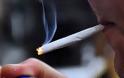 Στη Βουλή το νομοσχέδιο του υπουργείου Υγείας: Πρόστιμο 200 ευρώ στους παρανόμως καπνίζοντες