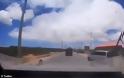 Βίντεο-σοκ: Στρατιωτικό όχημα με Ιταλούς γίνεται στόχος αυτοκινήτου παγιδευμένου με εκρηκτικά