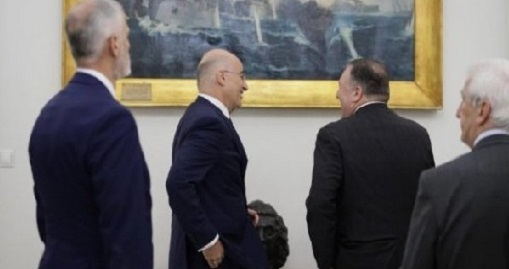 Η φωτογραφία που θύμωσε τους Τούρκους: «Οι υπουργοί ΗΠΑ-Ελλάδας γελούν με την ήττα μας» - Φωτογραφία 1
