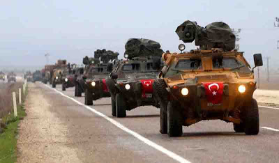 Τουρκία: Μετακινεί στρατιώτες και άρματα στα σύνορα με τη Συρία - Φωτογραφία 1