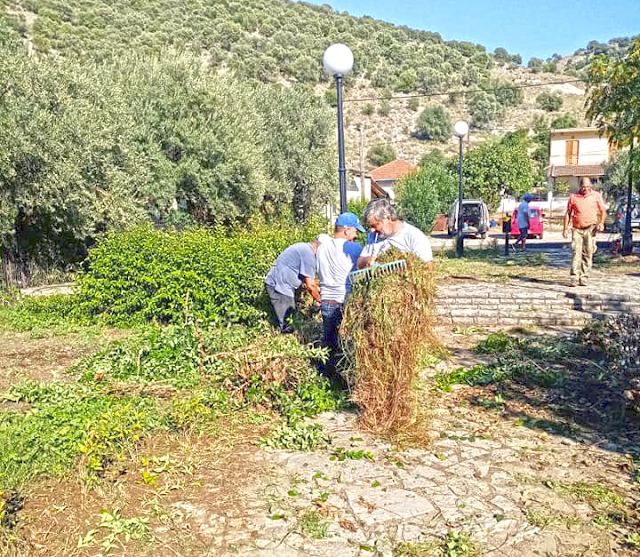 Εθελοντική καθαριότητα στην πλατεία στο ΒΑΣΙΛΟΠΟΥΛΟ Ξηρομέρου | [ΦΩΤΟ] - Φωτογραφία 6